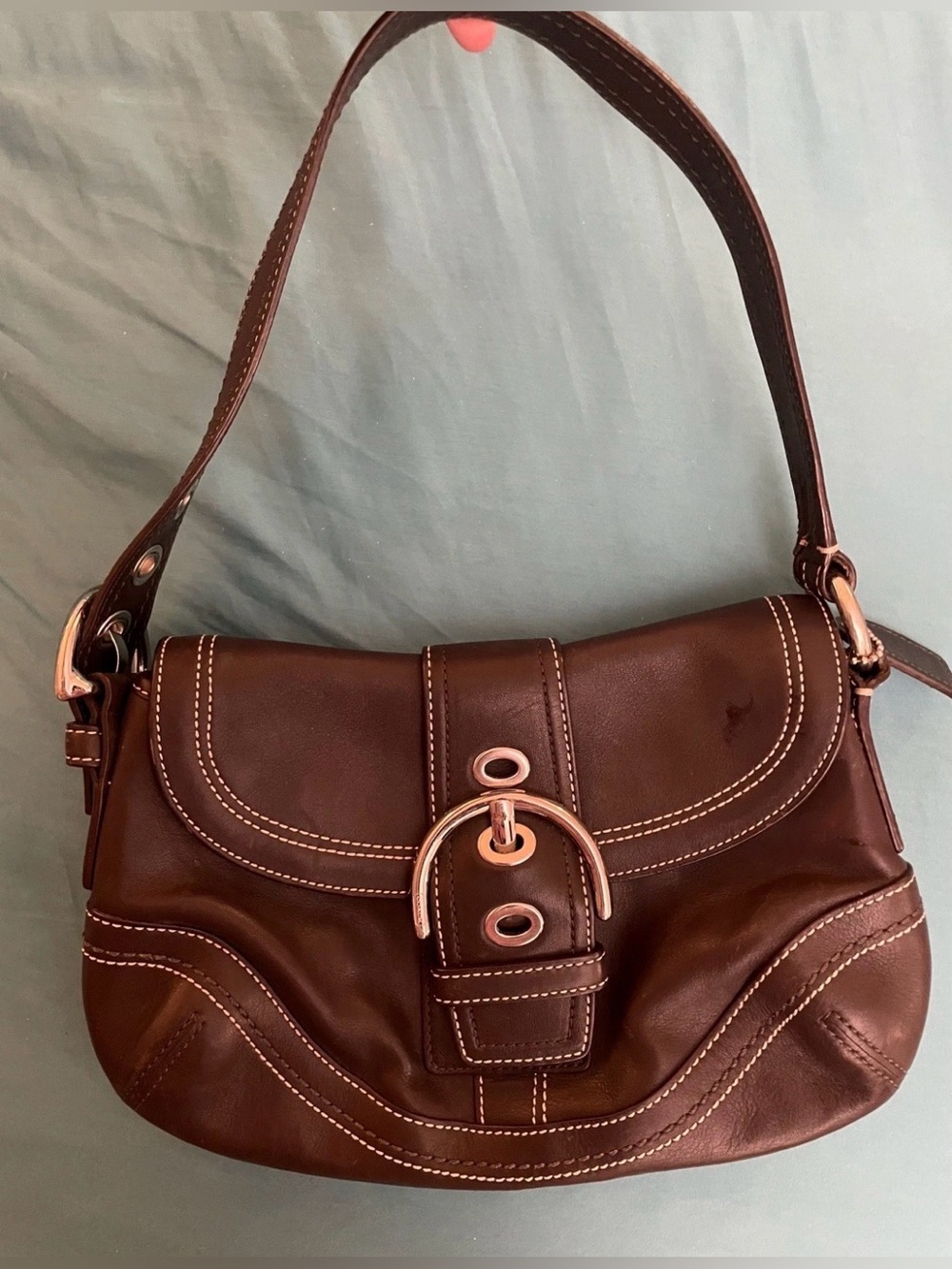 EUC Vintage Classic Coach Brown Leather Shoulder Bag with Buckle Detail